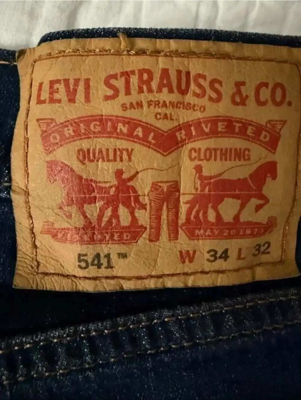Levis classic straight